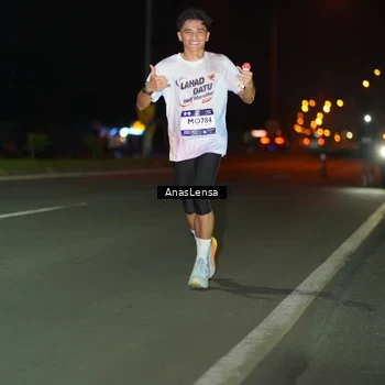 Runner Photo 7633175