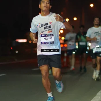 Runner Photo 7633198