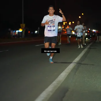 Runner Photo 7633203