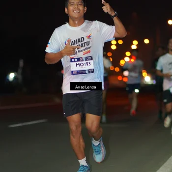 Runner Photo 7633210