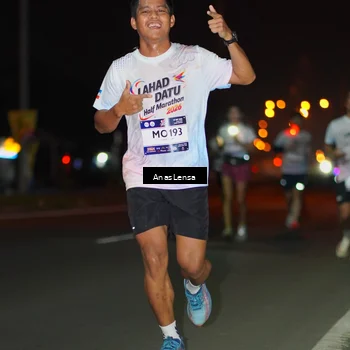 Runner Photo 7633216