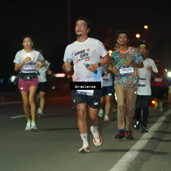 Runner Photo 7633219
