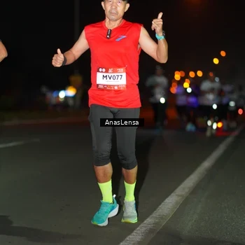Runner Photo 7633270