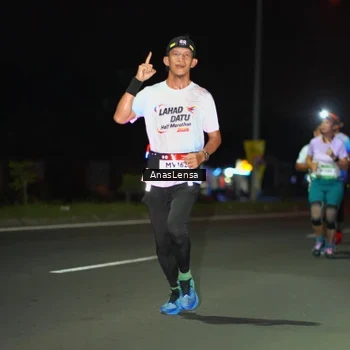 Runner Photo 7633276