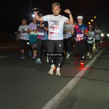 Runner Photo 7633282