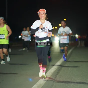 Runner Photo 7633310