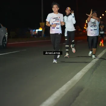 Runner Photo 7633313