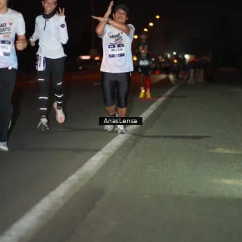 Runner Photo 7633320