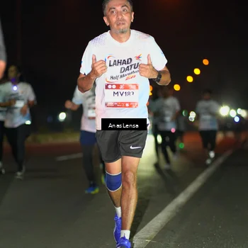 Runner Photo 7633324