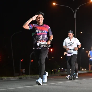 Runner Photo 7633343