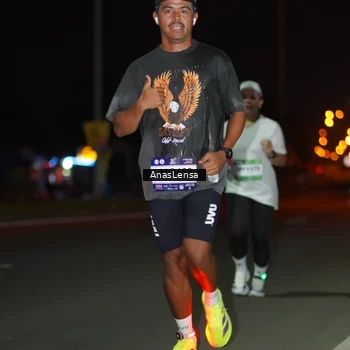 Runner Photo 7633346