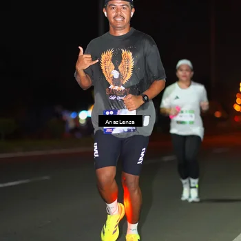 Runner Photo 7633369