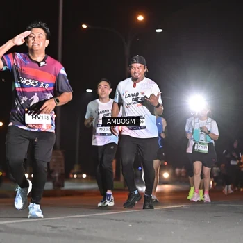 Runner Photo 7633372