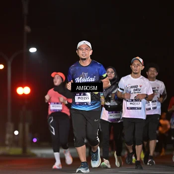 Runner Photo 7633413