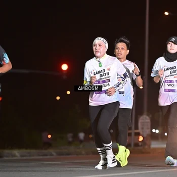 Runner Photo 7633418