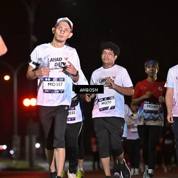 Runner Photo 7633420