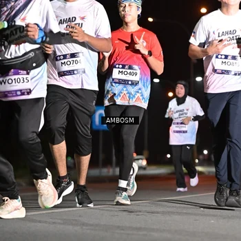 Runner Photo 7633436