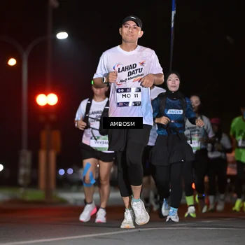 Runner Photo 7633453