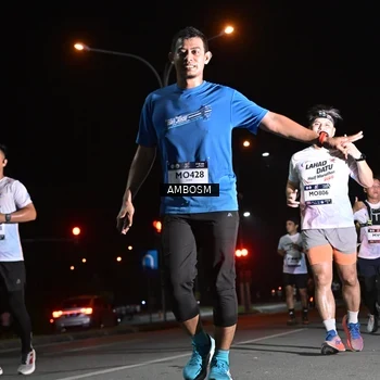 Runner Photo 7633535