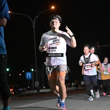 Runner Photo 7633540