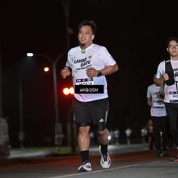 Runner Photo 7633576
