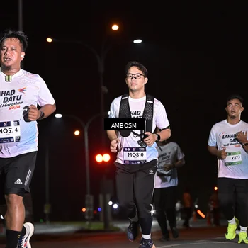 Runner Photo 7633581