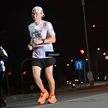 Runner Photo 7633637