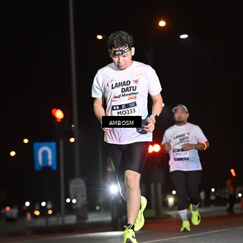 Runner Photo 7633653