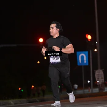 Runner Photo 7633662