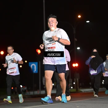 Runner Photo 7633687