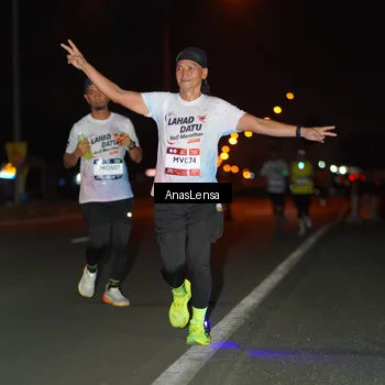 Runner Photo 7633717