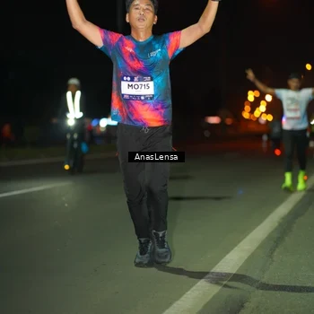 Runner Photo 7633722