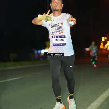 Runner Photo 7633729