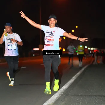 Runner Photo 7633731