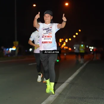 Runner Photo 7633739