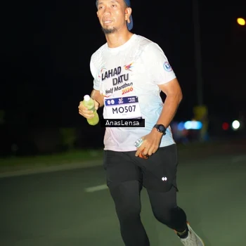 Runner Photo 7633745