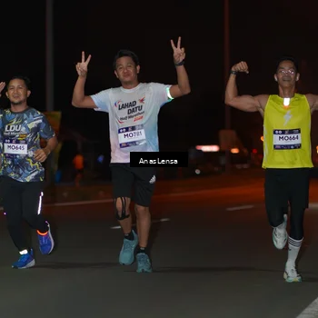 Runner Photo 7633749