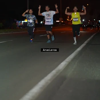 Runner Photo 7633754