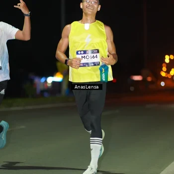 Runner Photo 7633759