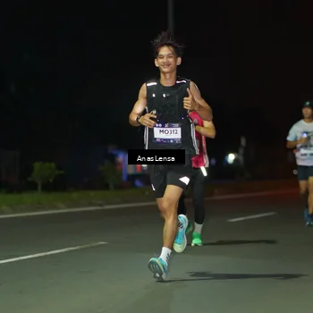Runner Photo 7633765