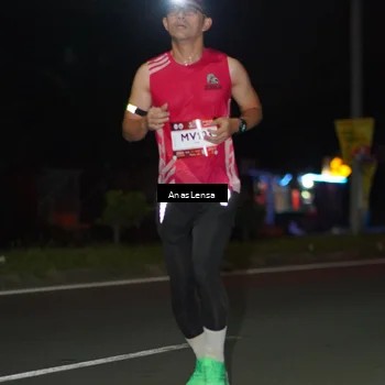 Runner Photo 7633772
