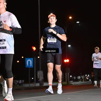 Runner Photo 7633798