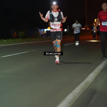 Runner Photo 7633833
