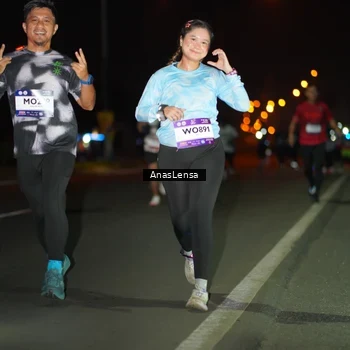 Runner Photo 7633834