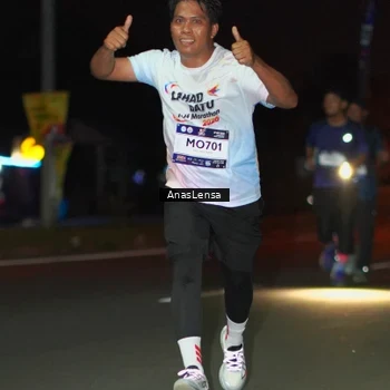 Runner Photo 7633859