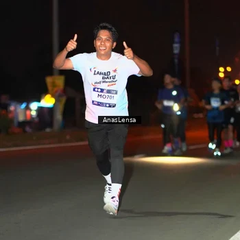 Runner Photo 7633862