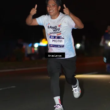 Runner Photo 7633863