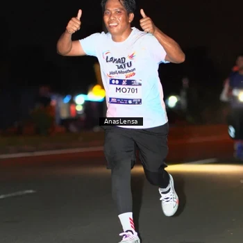 Runner Photo 7633864