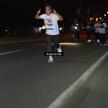 Runner Photo 7633866