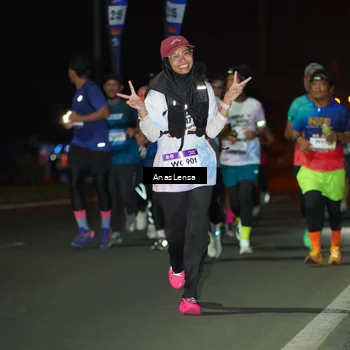 Runner Photo 7633877